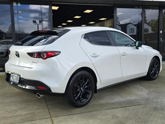 2022 Mazda 3 - Thumbnail