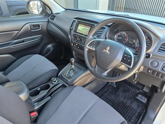 2020 Mitsubishi Triton - Thumbnail
