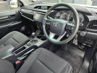2020 Toyota Hilux - Thumbnail
