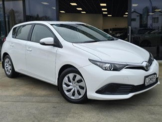 2018 Toyota Corolla - Thumbnail
