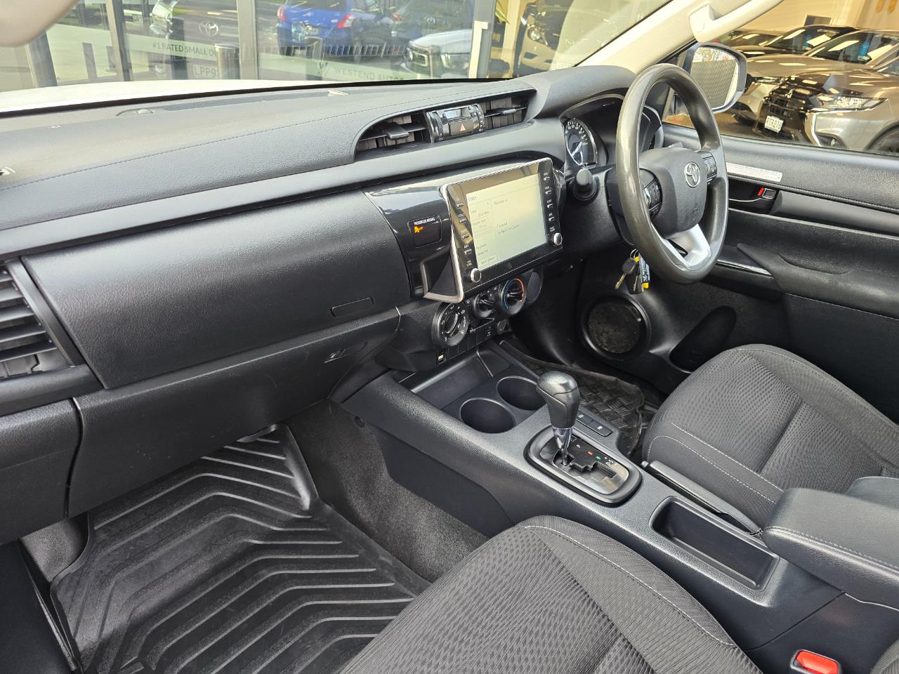 2024 Toyota Hilux