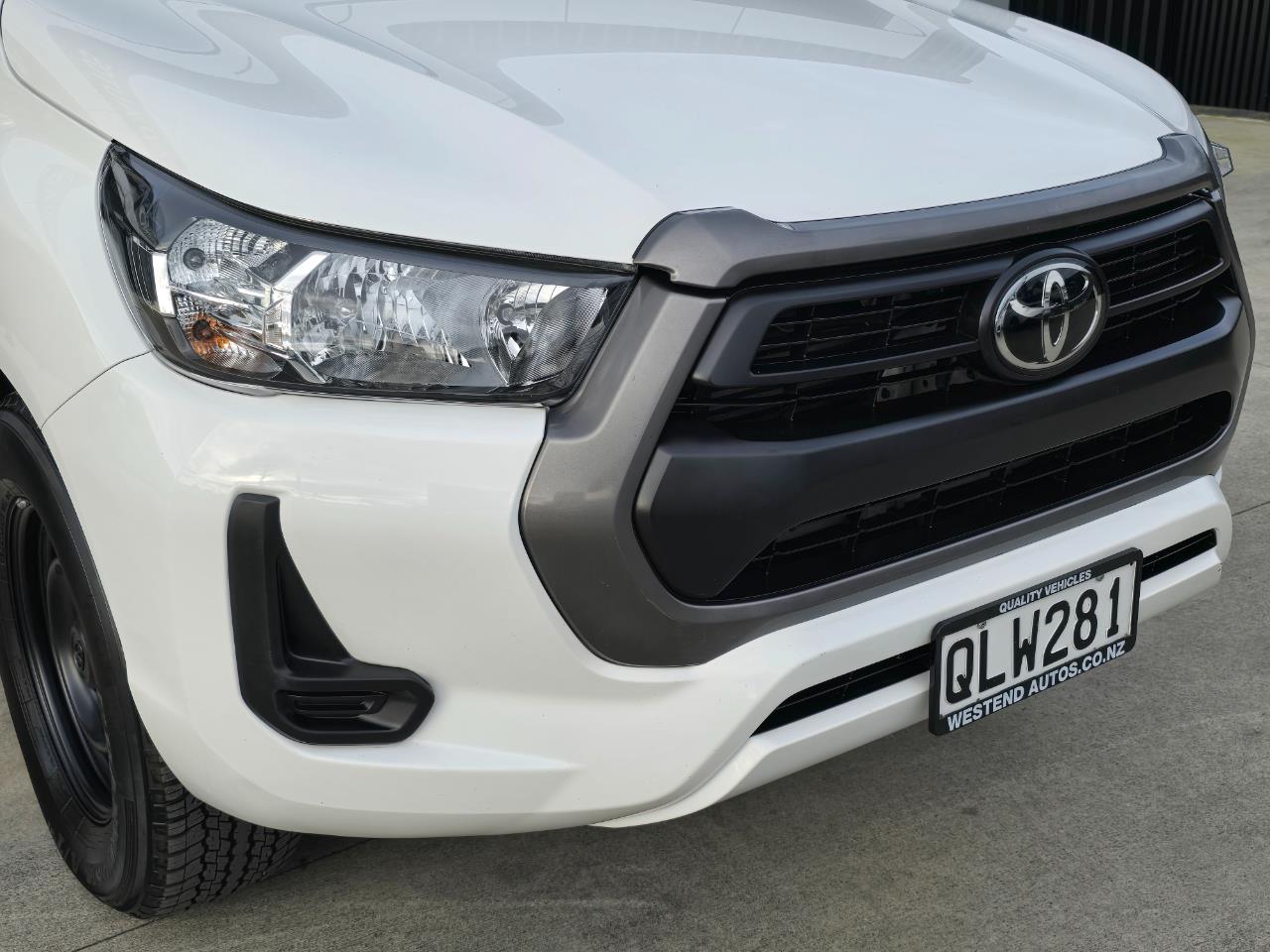 2024 Toyota Hilux