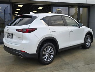 2022 Mazda CX-5 - Thumbnail