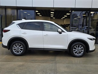 2022 Mazda CX-5 - Thumbnail