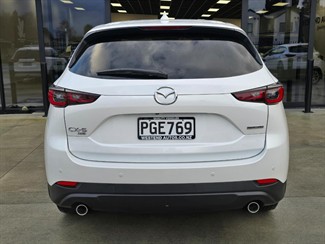 2022 Mazda CX-5 - Thumbnail