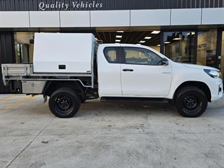 2018 Toyota Hilux - Thumbnail