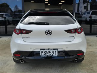 2022 Mazda 3 - Thumbnail