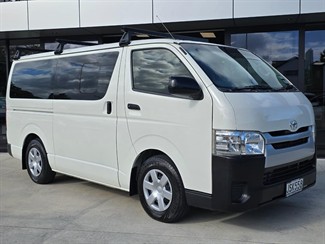 2016 Toyota Hiace - Thumbnail