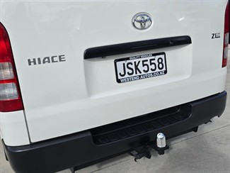 2016 Toyota Hiace - Thumbnail