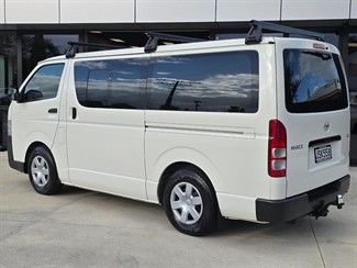 2016 Toyota Hiace - Thumbnail