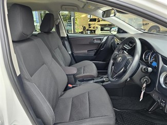 2018 Toyota Corolla - Thumbnail