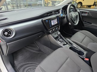 2018 Toyota Corolla - Thumbnail