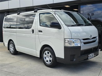 2019 Toyota Hiace - Thumbnail
