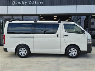 2019 Toyota Hiace - Thumbnail