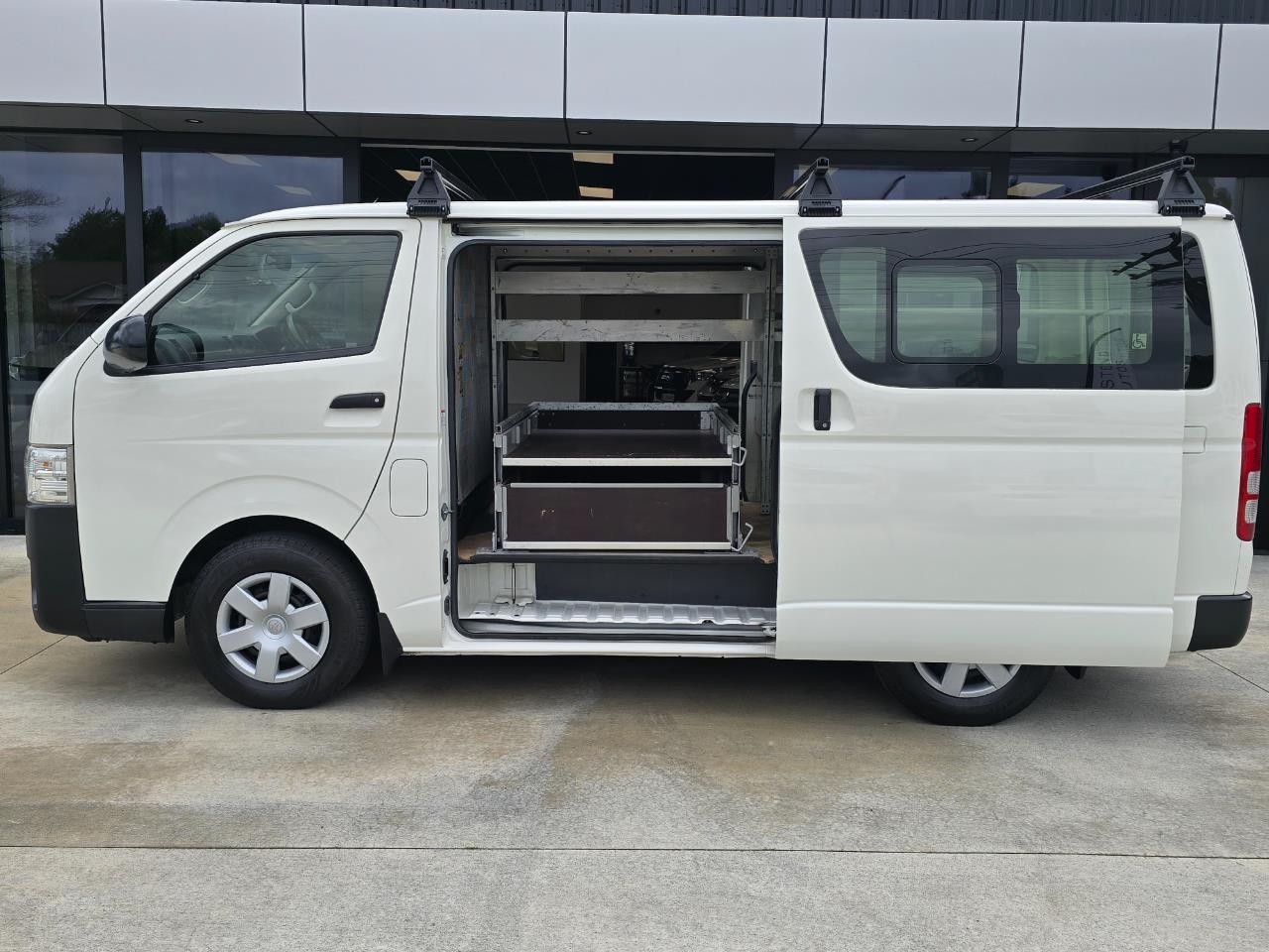 2015 Toyota Hiace