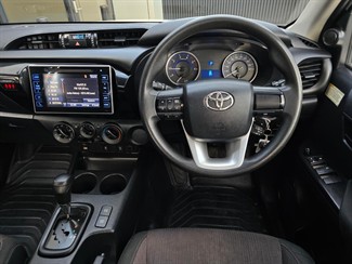 2018 Toyota Hilux - Thumbnail