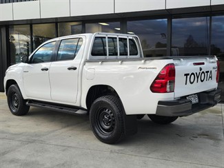 2018 Toyota Hilux - Thumbnail