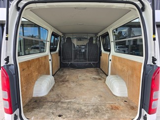 2018 Toyota Hiace - Thumbnail