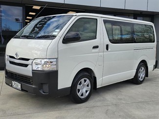 2018 Toyota Hiace - Thumbnail