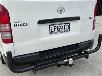 2018 Toyota Hiace - Thumbnail