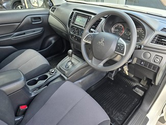 2021 Mitsubishi Triton - Thumbnail