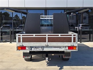 2023 Toyota Hilux - Thumbnail