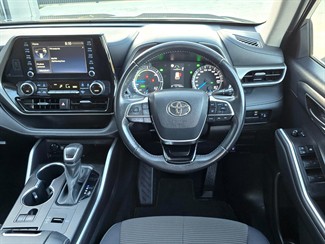 2021 Toyota Highlander - Thumbnail