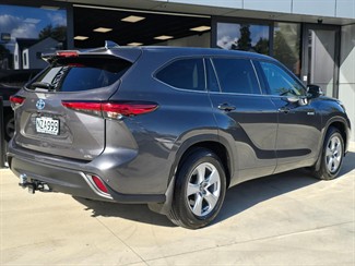 2021 Toyota Highlander - Thumbnail