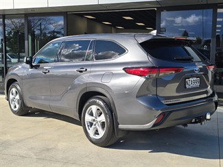 2021 Toyota Highlander - Thumbnail