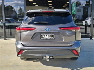 2021 Toyota Highlander - Thumbnail
