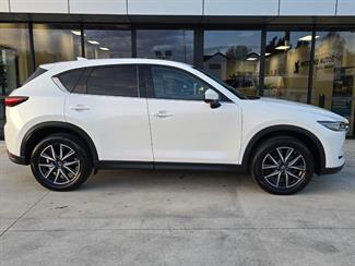 2021 Mazda CX-5 - Thumbnail