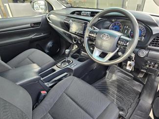 2019 Toyota Hilux - Thumbnail