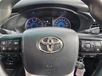 2019 Toyota Hilux - Thumbnail