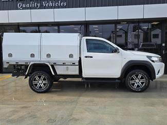 2019 Toyota Hilux - Thumbnail