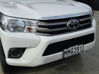 2019 Toyota Hilux - Thumbnail