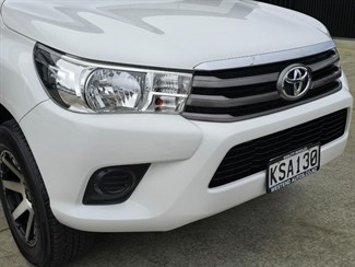 2017 Toyota Hilux - Thumbnail