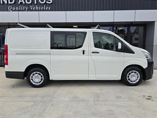 2021 Toyota Hiace - Thumbnail