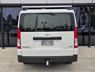 2021 Toyota Hiace - Thumbnail