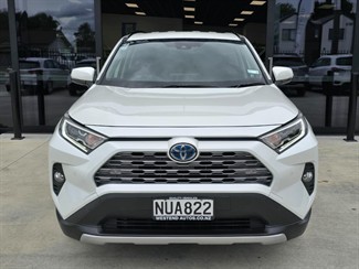 2021 Toyota RAV4 - Thumbnail