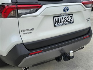 2021 Toyota RAV4 - Thumbnail