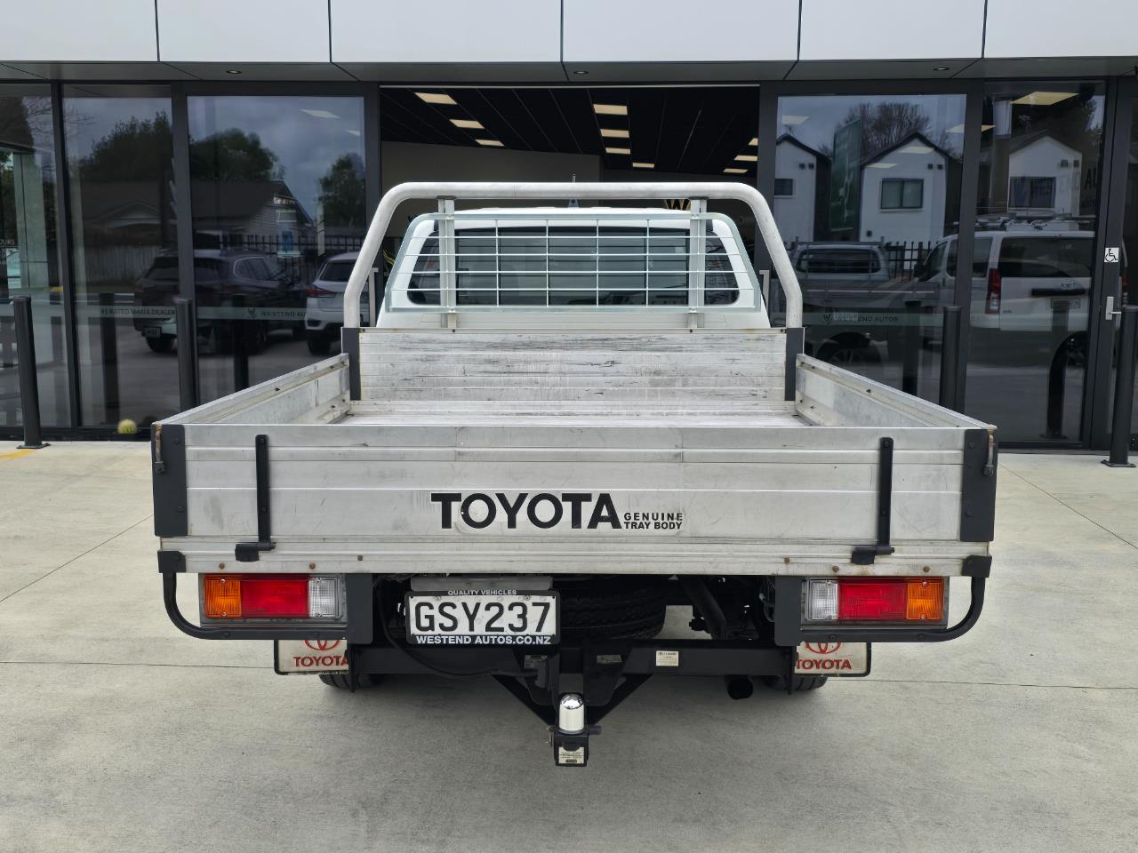 2013 Toyota Hilux