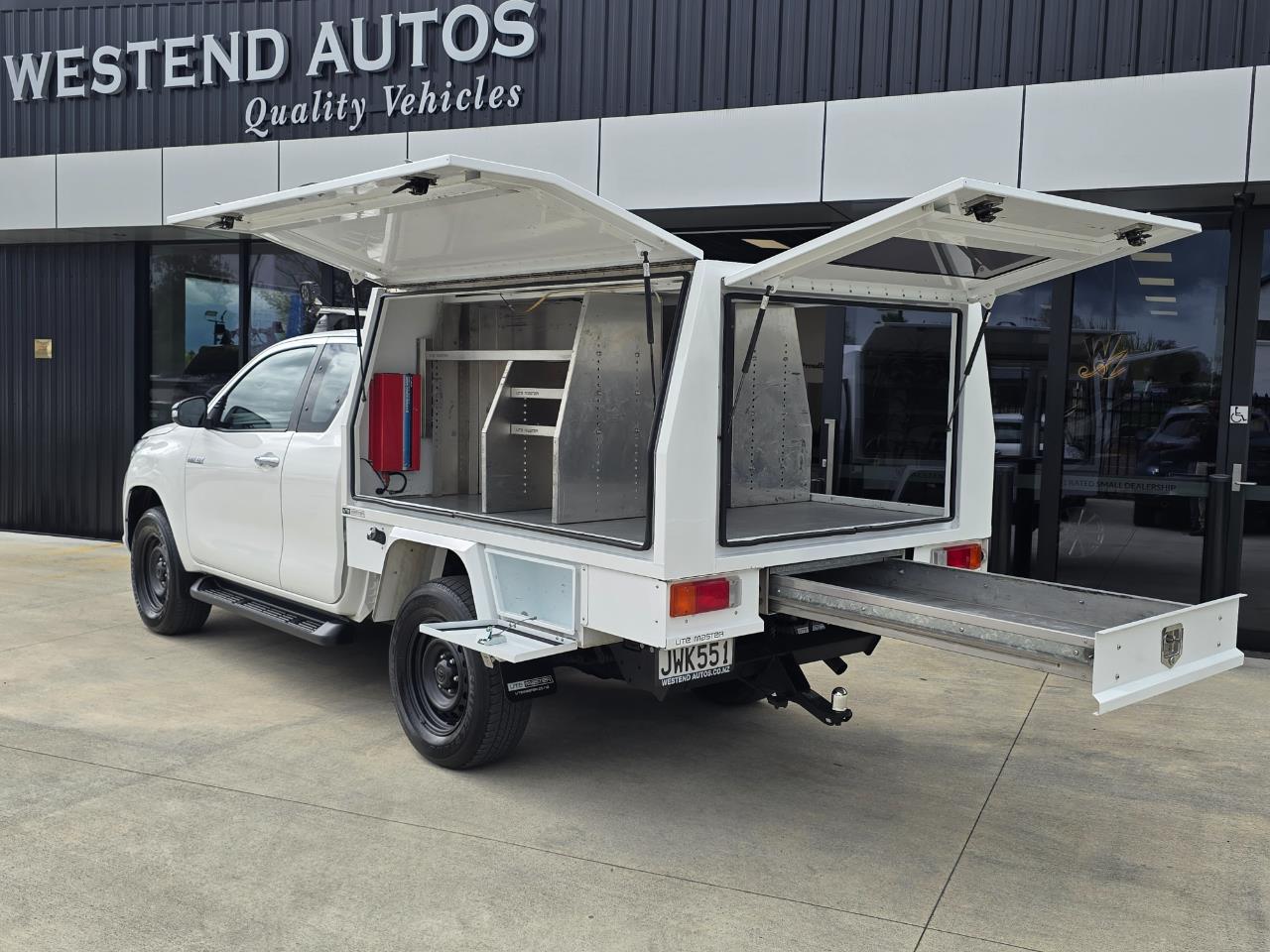 2016 Toyota Hilux