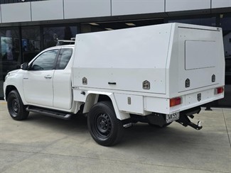 2016 Toyota Hilux - Thumbnail
