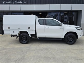 2016 Toyota Hilux - Thumbnail