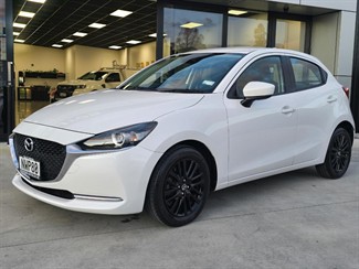 2021 Mazda 2 - Thumbnail