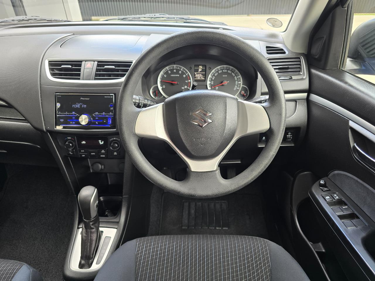 2015 Suzuki Swift