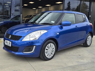 2015 Suzuki Swift - Thumbnail