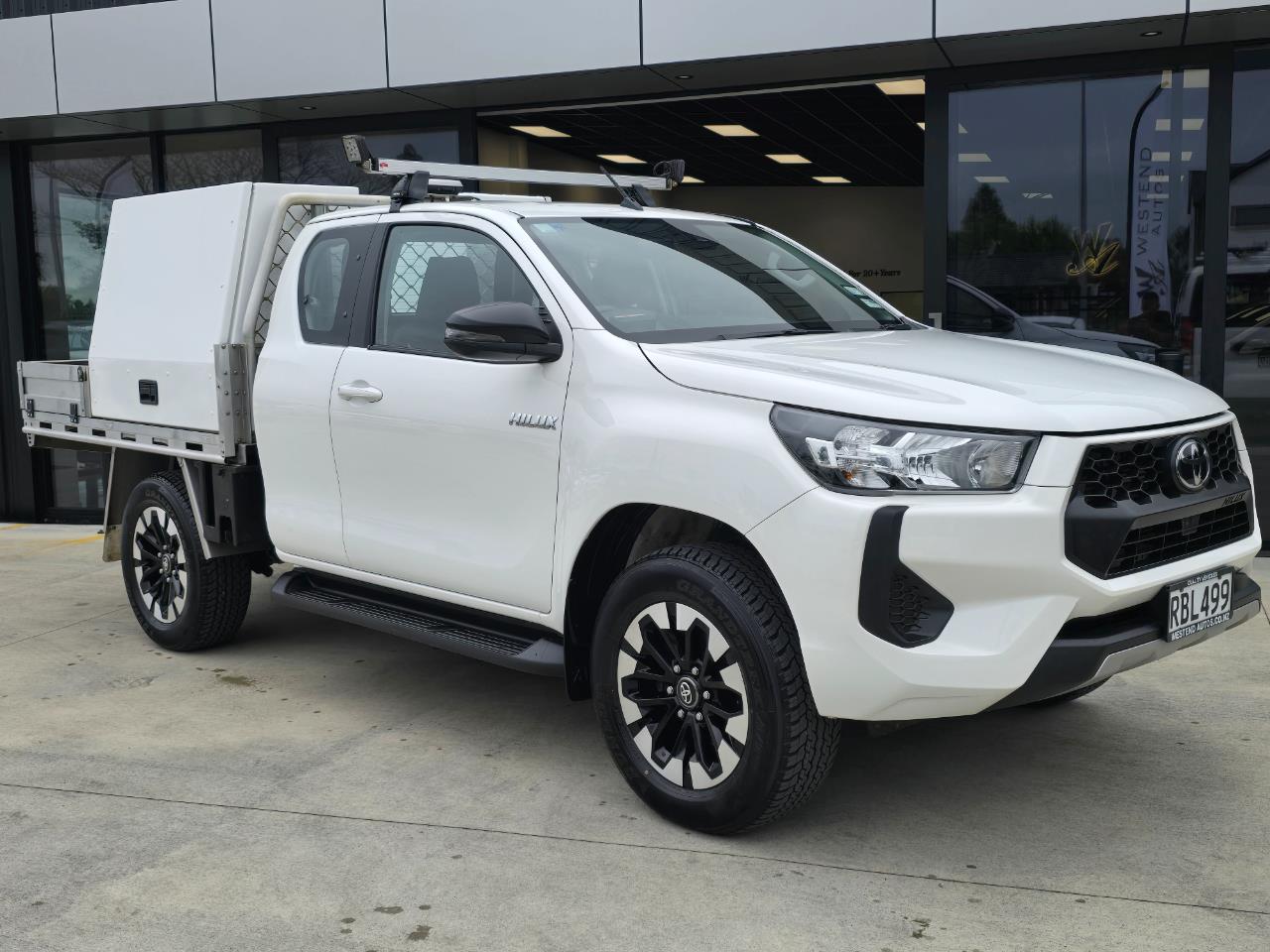 2025 Toyota Hilux