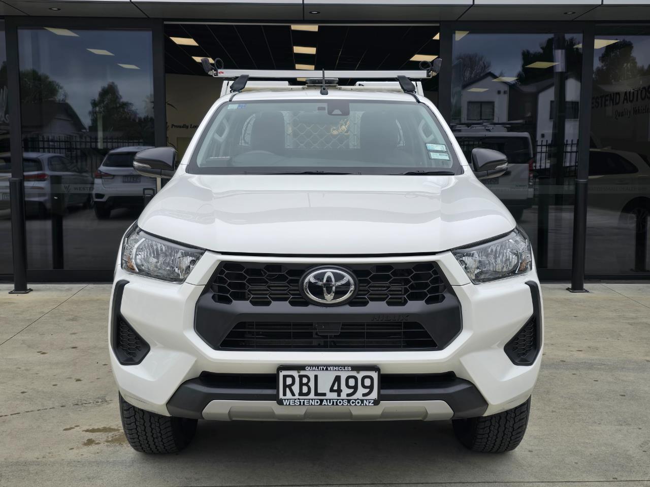 2025 Toyota Hilux