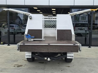 2025 Toyota Hilux - Thumbnail